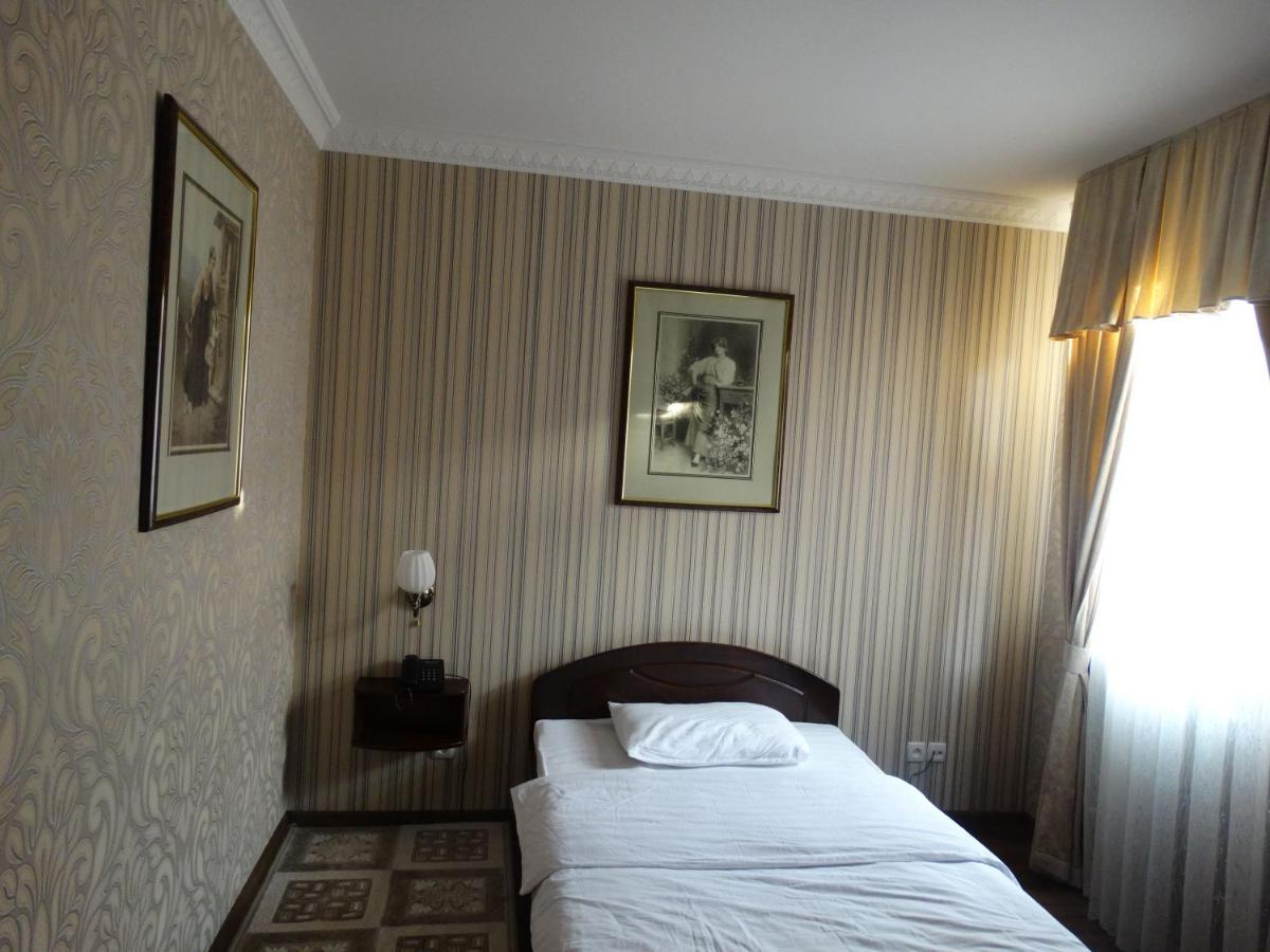 Hotel Papillon 塔什干 外观 照片